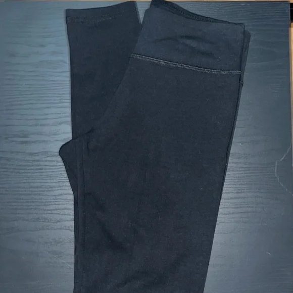 Aerie Black Leggings - Picture 1 of 2